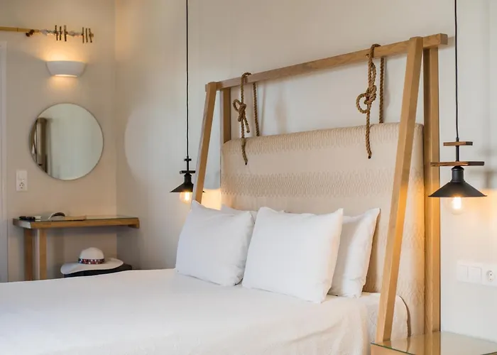 Hotel Avanti Chora (Ios)