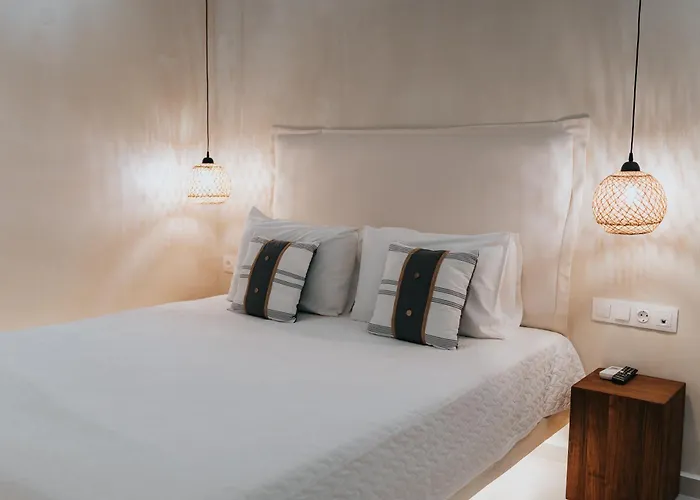 Hotel Avanti Chora (Ios)