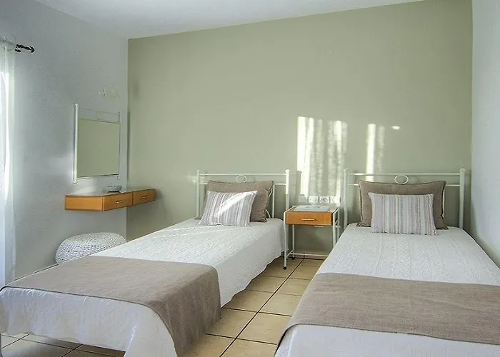 Hotel Avanti Chora (Ios)