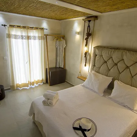 Avanti Hotel Chora (Ios)